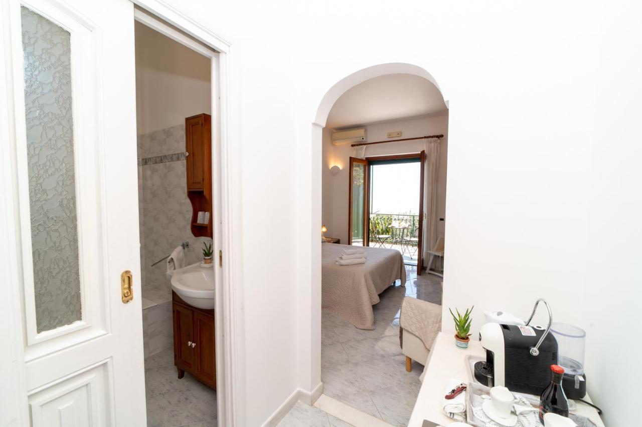 Le Nereidi B&B โปซิตาโน ภายนอก รูปภาพ